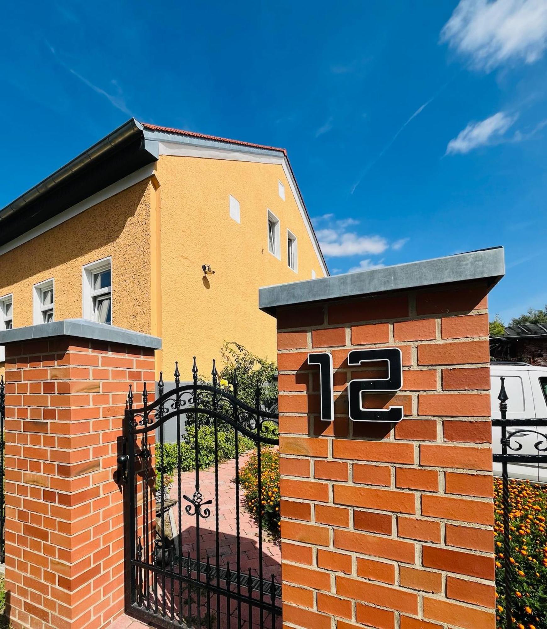 Gutshof Von Gemuenden Ferienwohnung 1 Bernau bei Berlin Eksteriør bilde